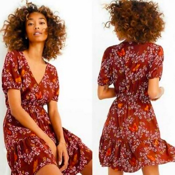 Madewell Dresses & Skirts - MADEWELL Windowbox Floral Ruffle-Wrap Dress